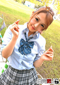 制服ギャルが学校終わりにオッサンとイきまくり3P