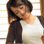 愛（35歳）義父のいいなりになる嫁