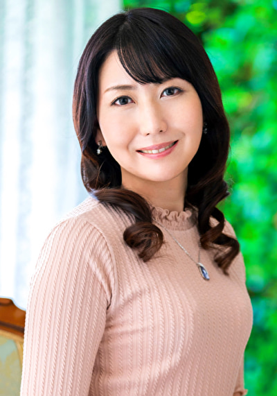 女の悦びを知るために他人棒を貪る人妻!膣奥深く突き上げられ絶頂の中出しフィニッシュ!