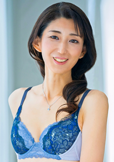 長身スレンダー奥様の性欲は底なし沼！飢えたマンコに特濃精子を大量注入！