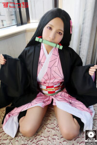 厳選美少女にコスプレさせてオレの子を孕ませる！禰●子