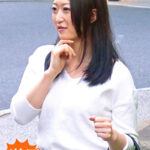 【三十路】素人ナンパ浮気妻 黒髪美乳奥さん