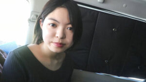 平手友○奈似の川原真琴ちゃんに車内フェラ口内発射