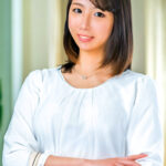 おちんぽ大好きパイパン妻！ニコニコ笑顔で他人棒にしゃぶりつきE乳揺らして中出しセックス！