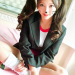 美乳のツインテ体操着ギャルを2人のデカチンでハメまくる