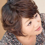 まき（51歳）息子のオナニーを手伝う母親