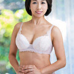 セックスは週1じゃ足りない！五十路目前でも枯れることを知らない美熟ボティで浮気生ハメを満喫！ついでに中出し！