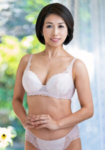 セックスは週1じゃ足りない！五十路目前でも枯れることを知らない美熟ボティで浮気生ハメを満喫！ついでに中出し！