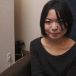 平手友○奈似の川原真琴ちゃんに全裸でフェラチオ顔射編