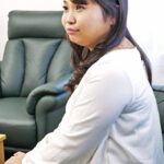 【四十路】なるみ 42歳（初脱ぎ・文京区在住・専業主婦）