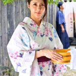 巨乳で美人の母ちとせと温泉旅先性交