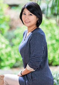 潮吹き四十路妻の初浮気セックス！結婚前は貞操ユルユルで遊びまくっていた奥様が大人しく貞淑になれるわけもなく･･･他人棒満喫中出し！