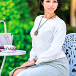 見かけによらず浮気常習妻 浮気棒だけでは物足りず、新たな他人棒を求め中出しセックス！