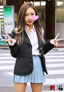 一度寝たらなかなか起きない彼氏の横でオッサンとSEX