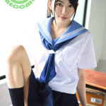 セーラー服姿のスレンダー少女を保健室のベッドで抱いて精液をタップリ射精しましたっ！