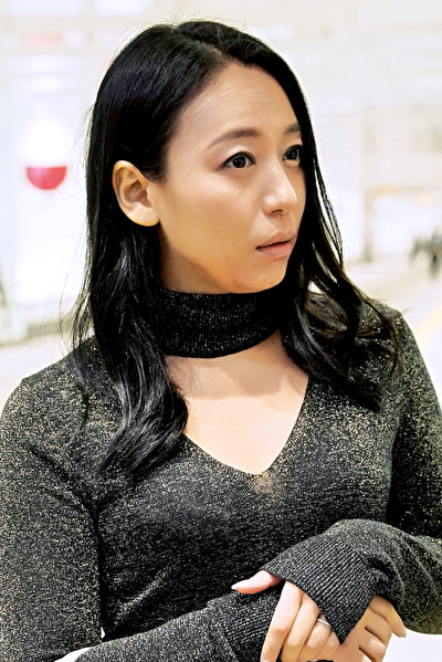 羞恥心とエロさのギャップが激シコなセレブ人妻