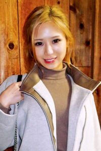 税理士目指す美脚女子大生！頭がイイとムッツリスケベ率高め！