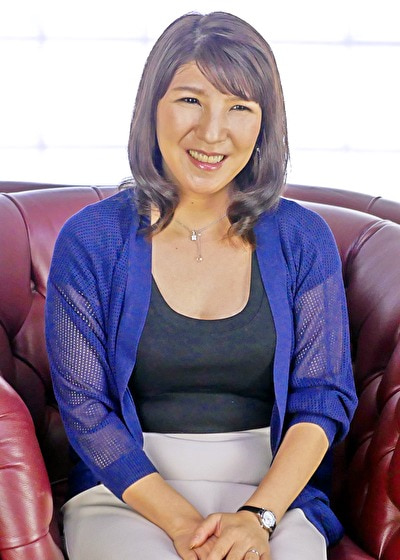 【四十路】こはる 46歳(初脱ぎ・千葉県在住・専業主婦)