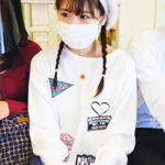 お金欲しさに両親の目の前でAVバイト