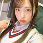 J〇セフレとお家でのんびりゲームと制服着たまま生ハメSEXで中出し！