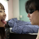 宮沢ちはるの濃厚なタコチューに鼻突っ込みプレイ！