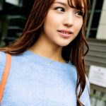 読モ系スレンダー美人妻はお人好しでSEX好き！