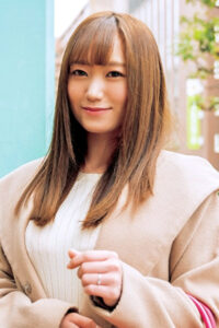 優しい笑顔とGカップの持ち主は謝礼も性欲も満たしていく計算高い奥さま