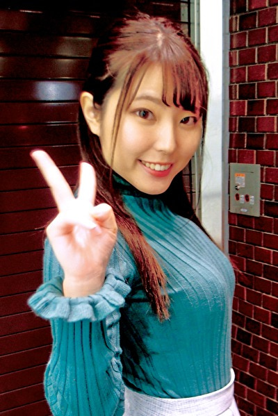 SEXより愛が欲しいといいつつデカチン見たら即落ち！キスにとろける顔がエロっ！