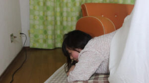 お尻にザーメンをぶっかけちゃおう！吉岡ひなの02