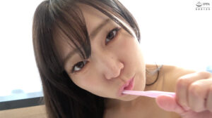 星あめりチャンの唾垂らし顔舐め唾グチュグチュプレイ！