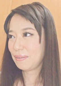 尾崎翠【息子の担任を誘惑するイケナイ奥様】