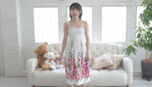 大人気女優 皆月ひかるチャンの足裏くすぐり攻め！