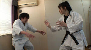 格闘熟女医 ～舐め犬調○～ 桜木かおり