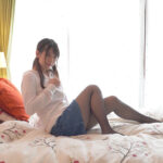 大人気女優あおいれなチャンの拘束パンストくすぐり！！