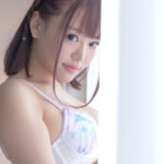 大人気女優 浜崎真緒ちゃんのM男くすぐり地獄！！