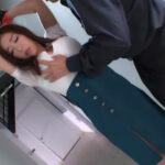 巨乳マン汁噴射！ ドMな巨乳妻を潮吹き拷○ 中野七緒