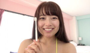 宮沢ちはるチャンの歯磨き＆歯・舌・のどちんこ・唾観察