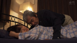 絶倫義父に性調○された従純な若妻 詩音乃らん