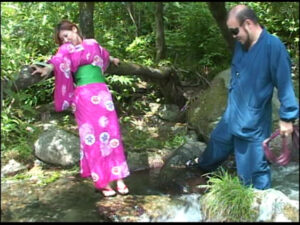 従僕教室 野外特別調○ 針・鞭・水・浣腸・電流責め