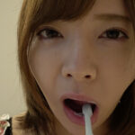 一条みおの咀嚼・歯口内舌ベロ観察・手コキフルコース！