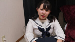 SKE48大場美奈似の小雪のフェラ顔射