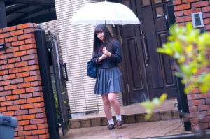 美人4姉妹の自宅に侵入家族全員ナマ中出し○○○！2