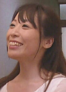 桃瀬ゆり【同僚に弱みを握られ玩具にされる美人OL】